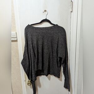 Umgee Medium Long Sleeve Sweater Black Heathered Ruffles On Back